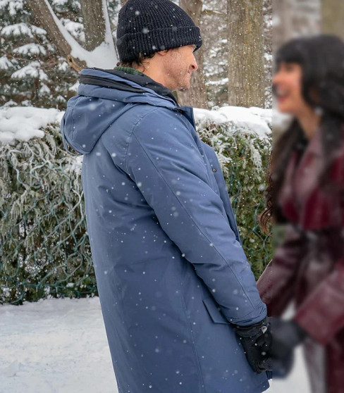 Oliver-Hudson-A-Merry-Little-Ex-Mas-Grey-Hooded-Puffer-Coat-side Oliver Hudson A Merry Little Ex Mas Grey Hooded Puffer Coat